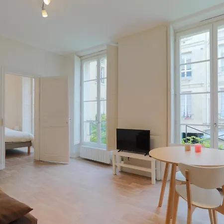 Neuf Charme & Calme Apartment Versailles